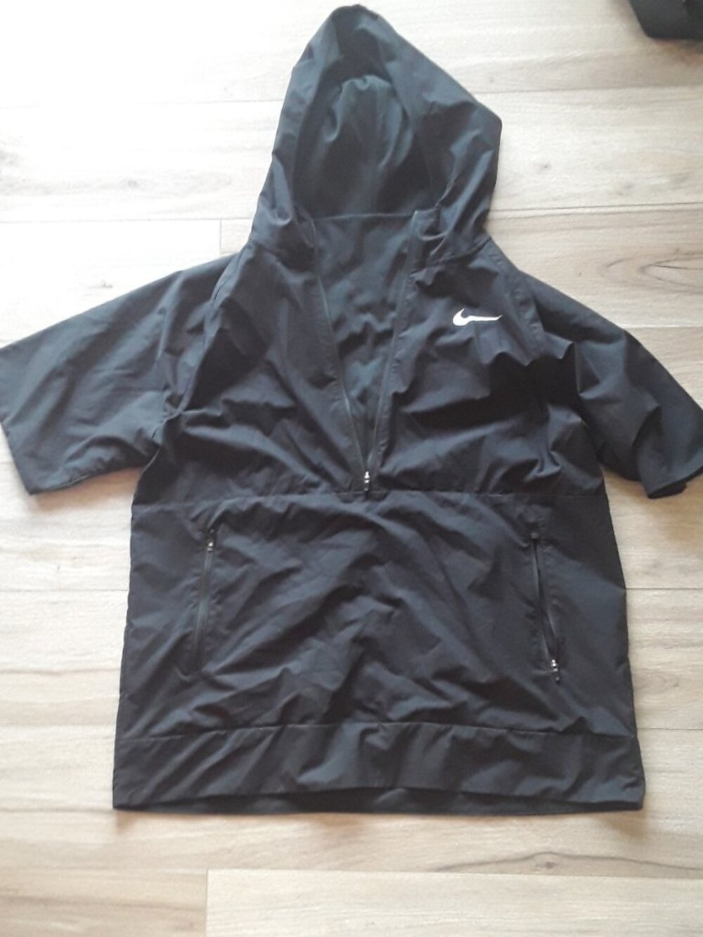 Nike Running Dri-FIT Shirt - Large Black Short Sleeve Hooded Athletic Pullover
